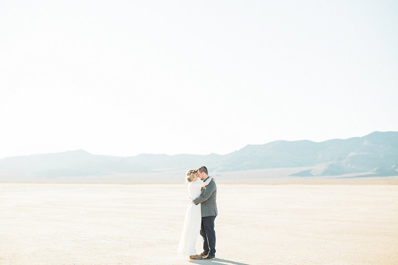 las-vegas-desert-elopement-99